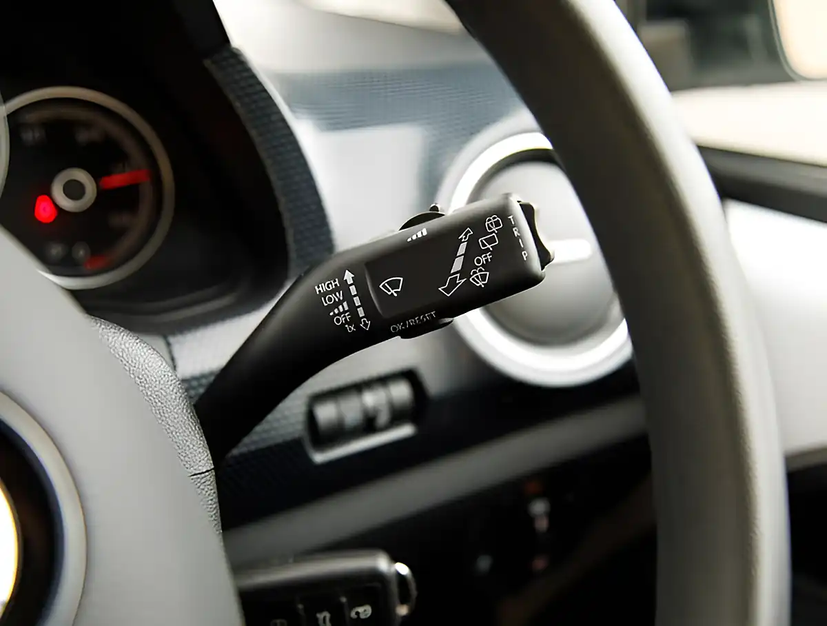 Used 2026 Volkswagen Up Black Edition White - Interior and Exterior details 12