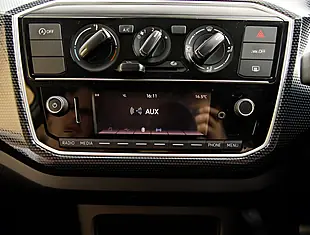 Used 2026 Volkswagen Up Black Edition White - Interior and Exterior details 15