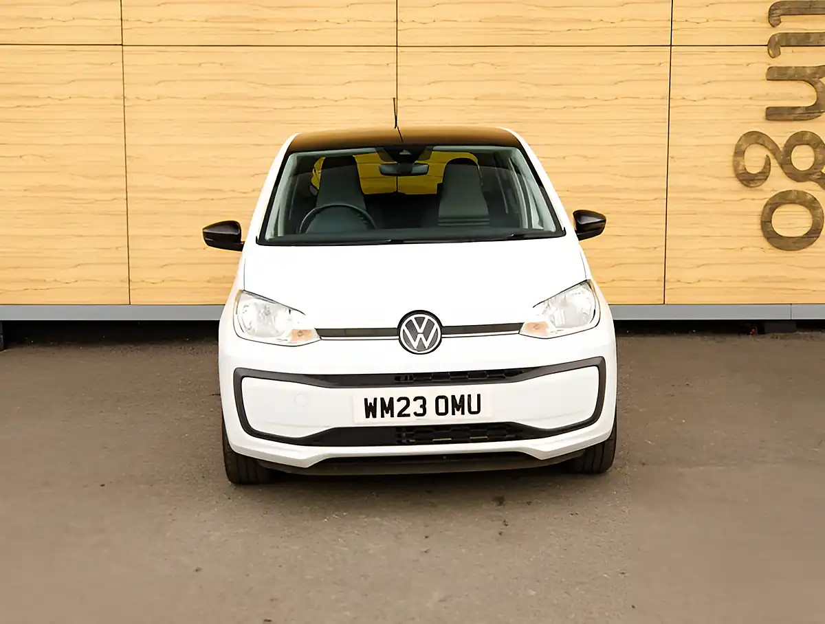 Used 2026 Volkswagen Up Black Edition White - Interior and Exterior details 5