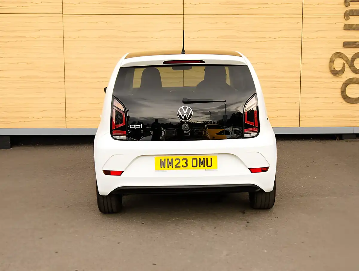 Used 2026 Volkswagen Up Black Edition White - Interior and Exterior details 6