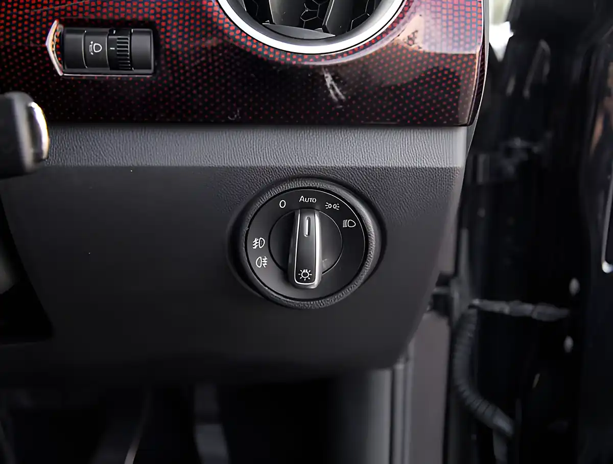 Used 2026 Volkswagen Up GTI Black - Interior and Exterior details 12