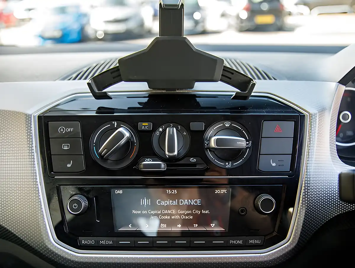 Used 2026 Volkswagen Up High Up Black - Interior and Exterior details 19