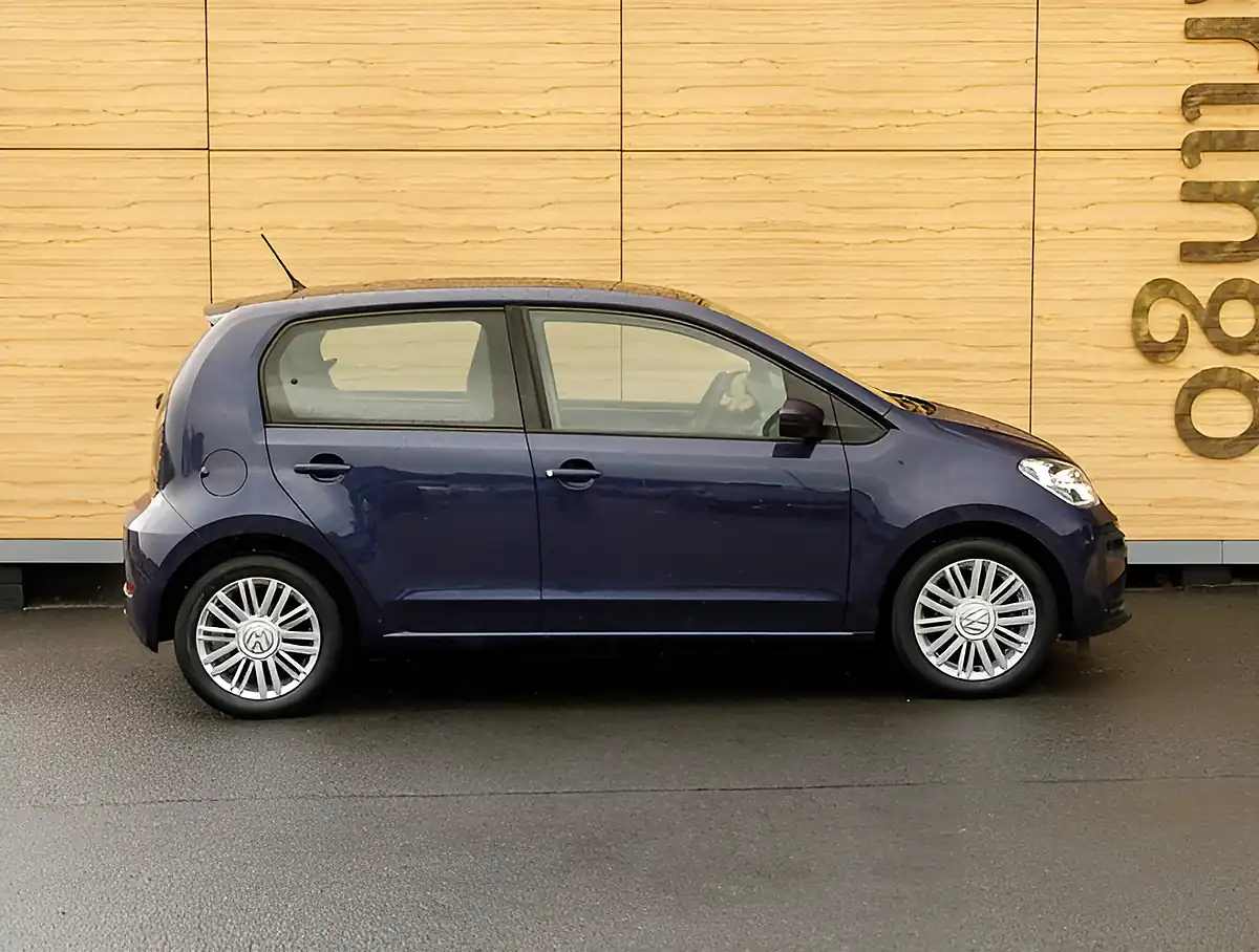 Used 2026 Volkswagen Up Move Up Blue - Interior and Exterior details 11