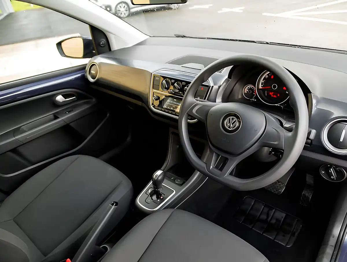 Used 2026 Volkswagen Up Move Up Blue - Interior and Exterior details 4