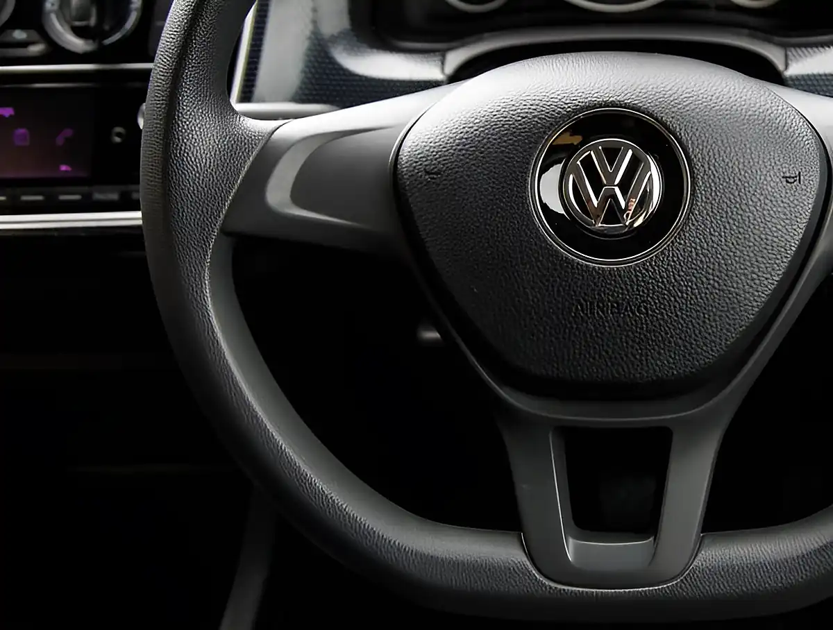 Used 2026 Volkswagen Up Move Up Red - Interior and Exterior details 13