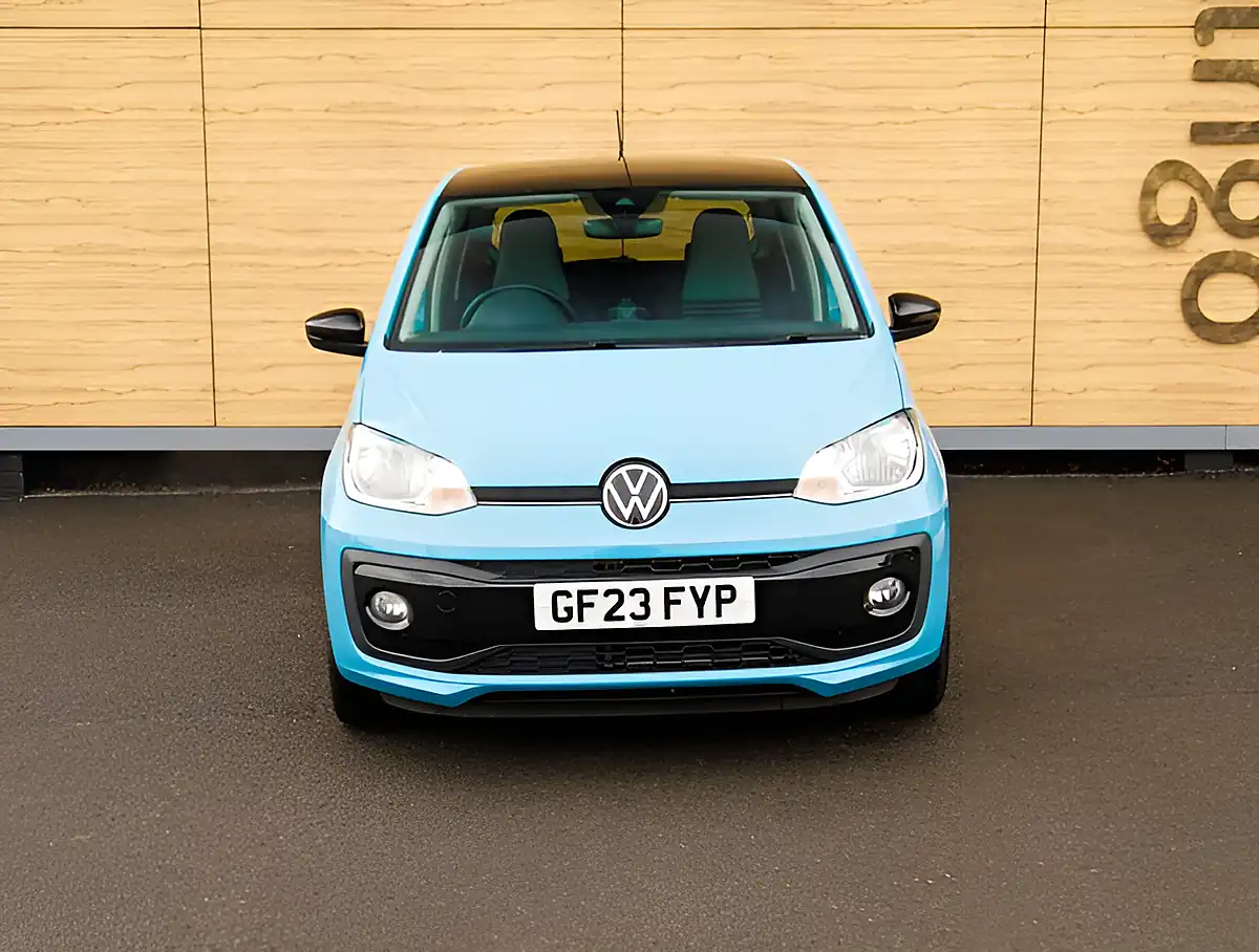 Used 2026 Volkswagen Up R-Line Blue - Interior and Exterior details 5