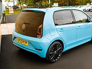 Used 2026 Volkswagen Up R-Line Blue - Interior and Exterior details 7