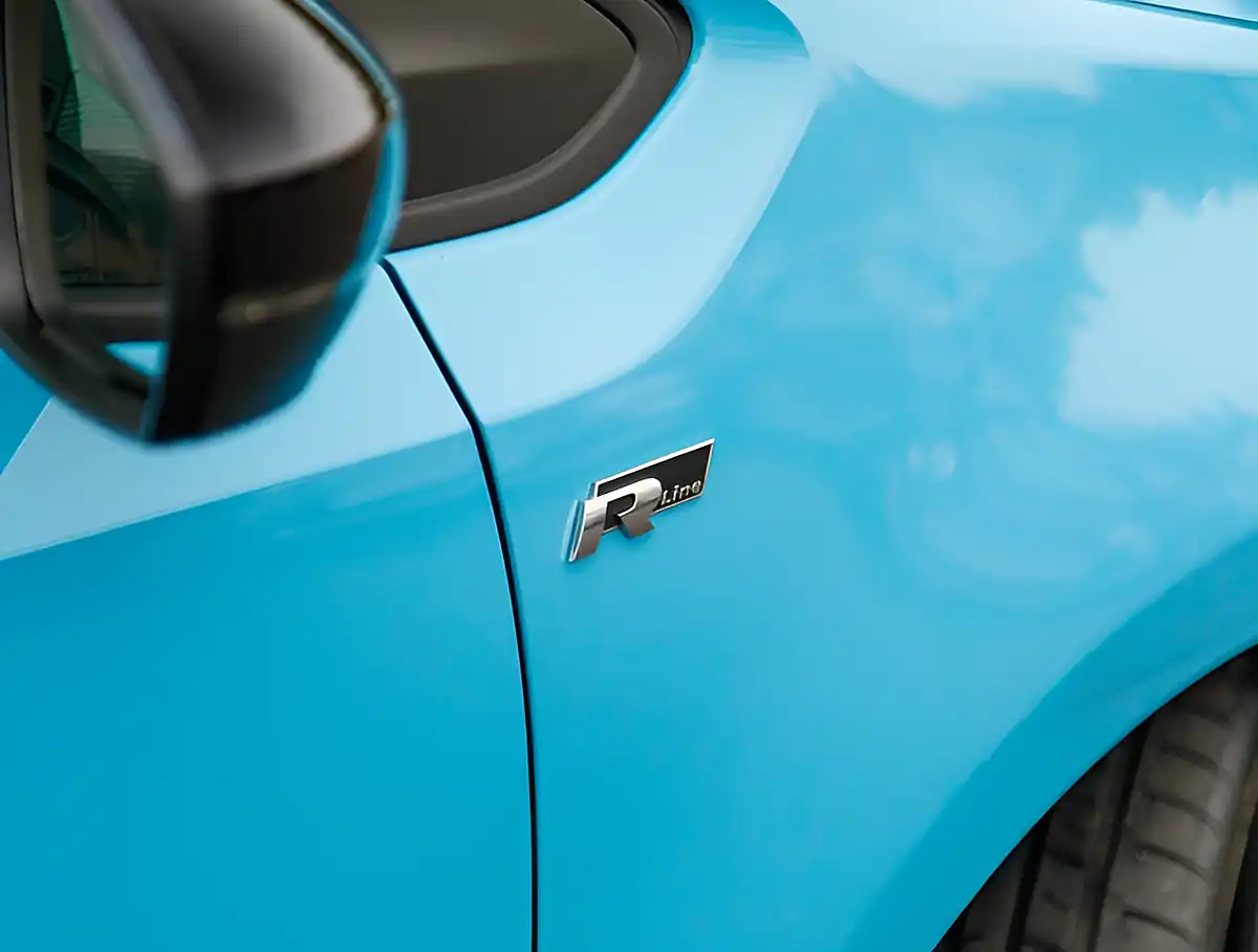 Used 2026 Volkswagen Up R-Line Blue - Interior and Exterior details 8