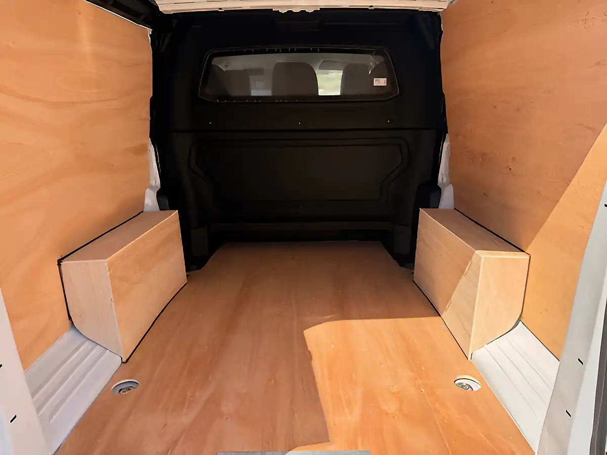 Used 2026 Volkswagen Vivaro Prime Xl Crew Lwb White - Interior and Exterior details 7