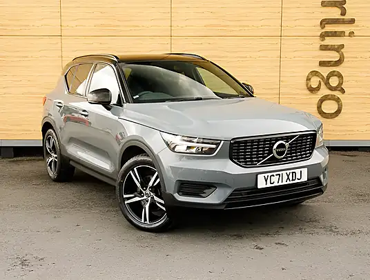 2021 Volvo XC40 B4 R-DESIGN