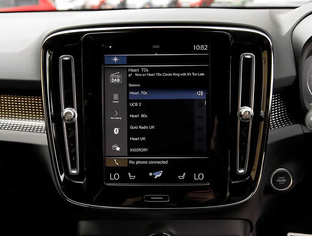 Used 2026 Volvo XC40 R-Design Thunder Grey - Interior and Exterior details 16