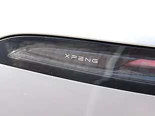 Used 2026 Xpeng G6 Long Range Silver - Interior and Exterior details 10