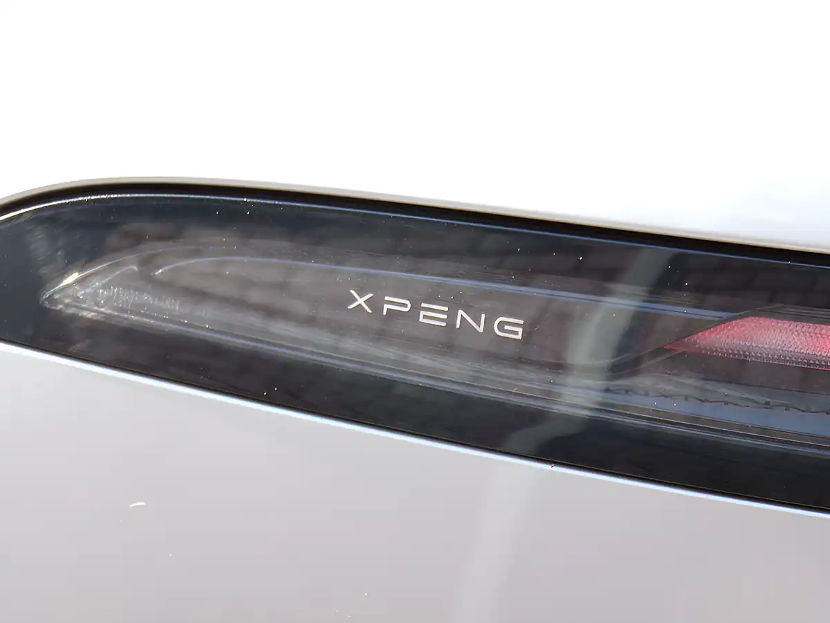 Used 2026 Xpeng G6 Long Range Silver - Interior and Exterior details 10