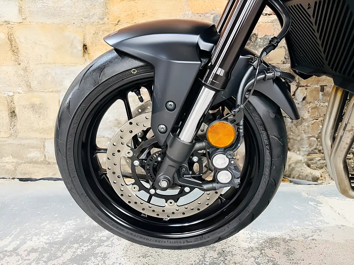 Used 2026 Yamaha MT-07 Y-Amt Black - Interior and Exterior details 14