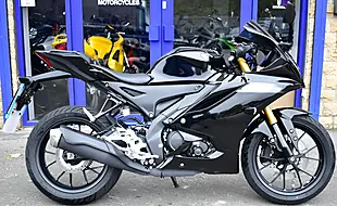 Used 2026 Yamaha R125 Super Sports Black - Interior and Exterior details 5