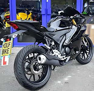 Used 2026 Yamaha R125 Super Sports Black - Interior and Exterior details 6