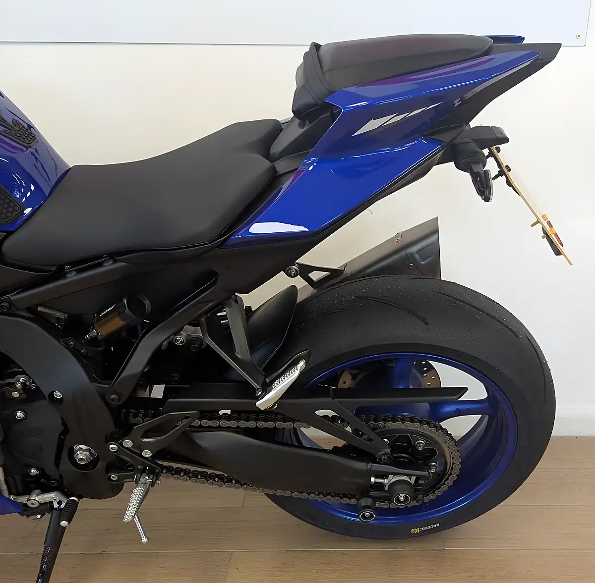 Used 2026 Yamaha R9 900 Super Sports Blue - Interior and Exterior details 13