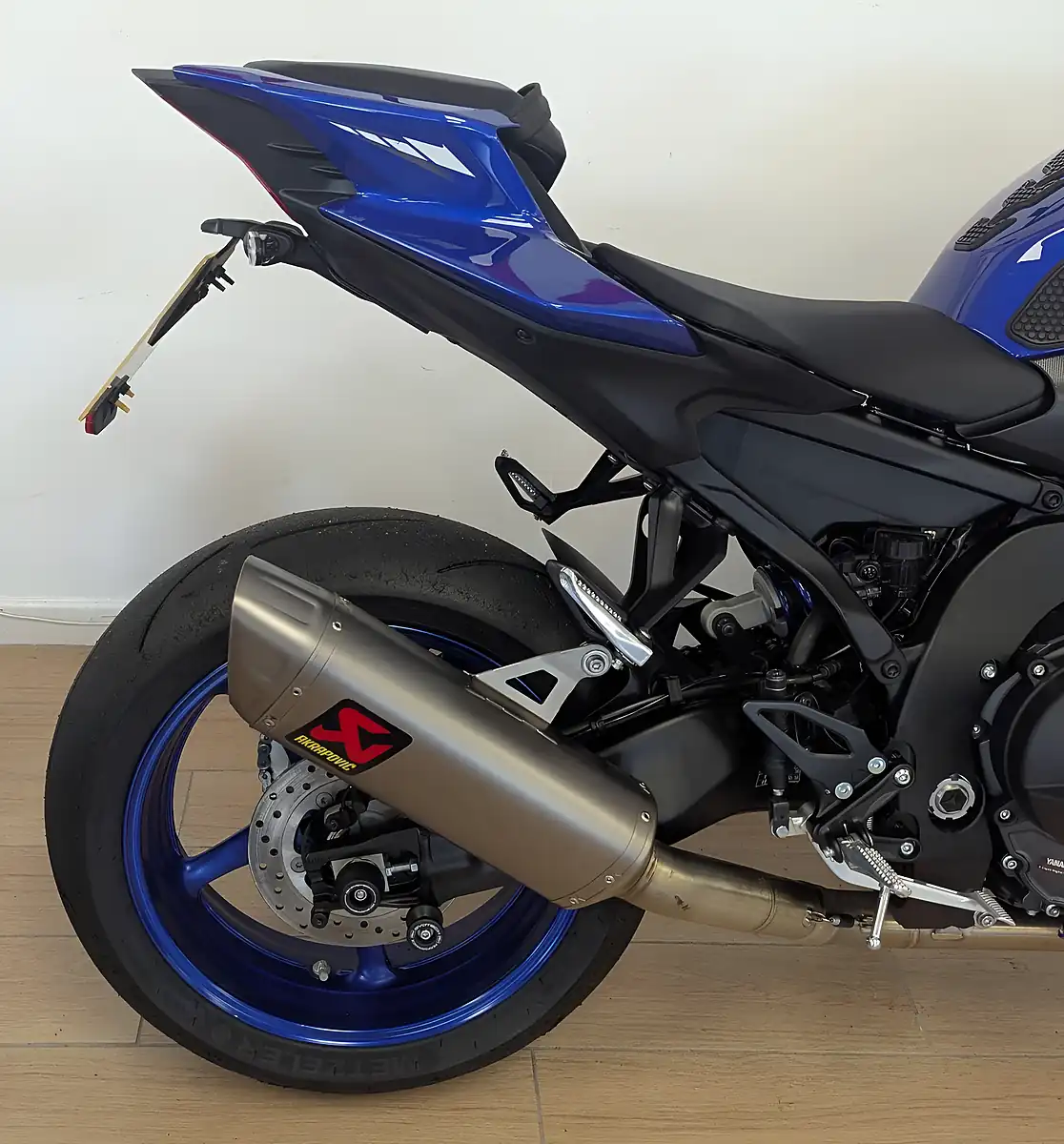 Used 2026 Yamaha R9 900 Super Sports Blue - Interior and Exterior details 16