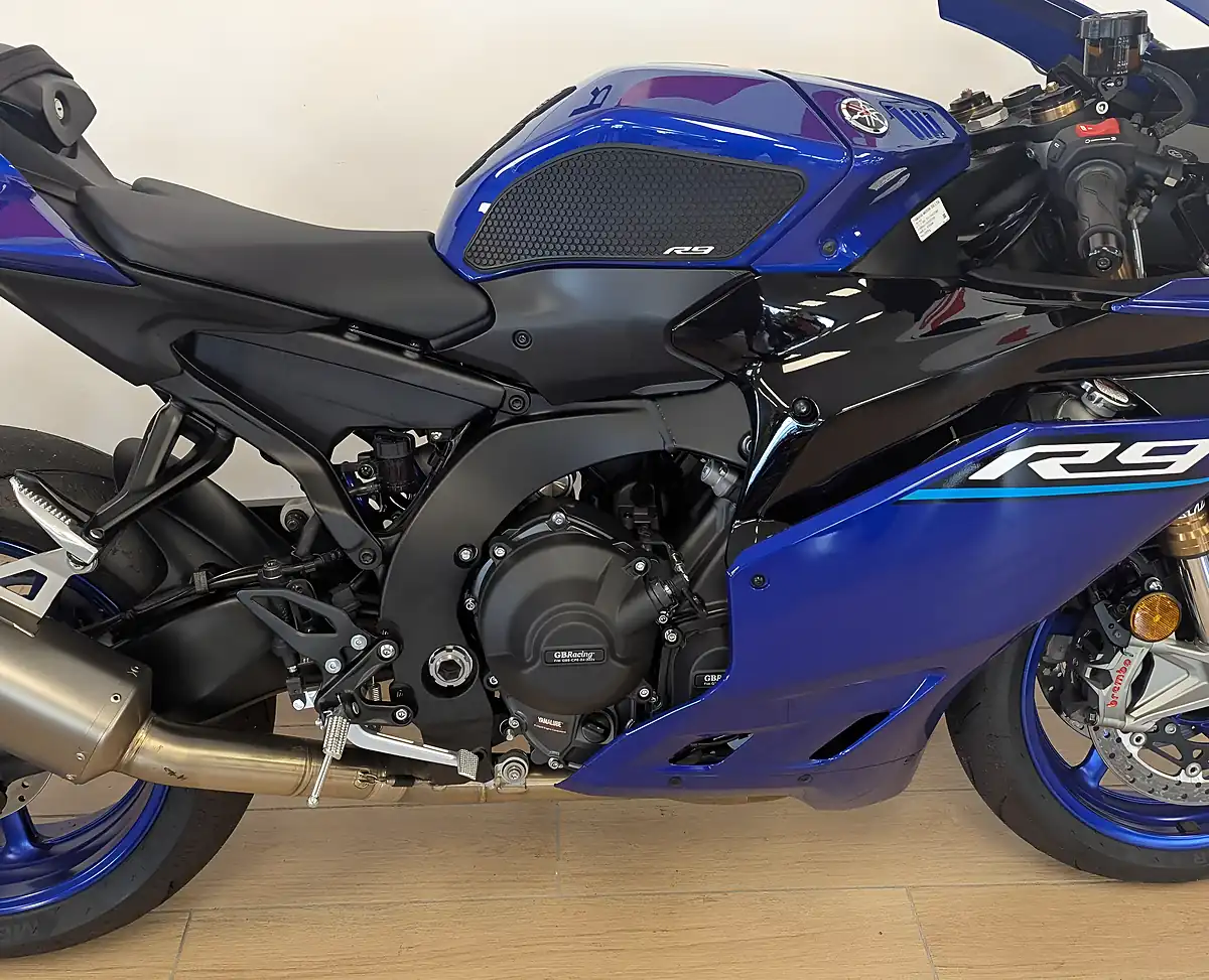 Used 2026 Yamaha R9 900 Super Sports Blue - Interior and Exterior details 18