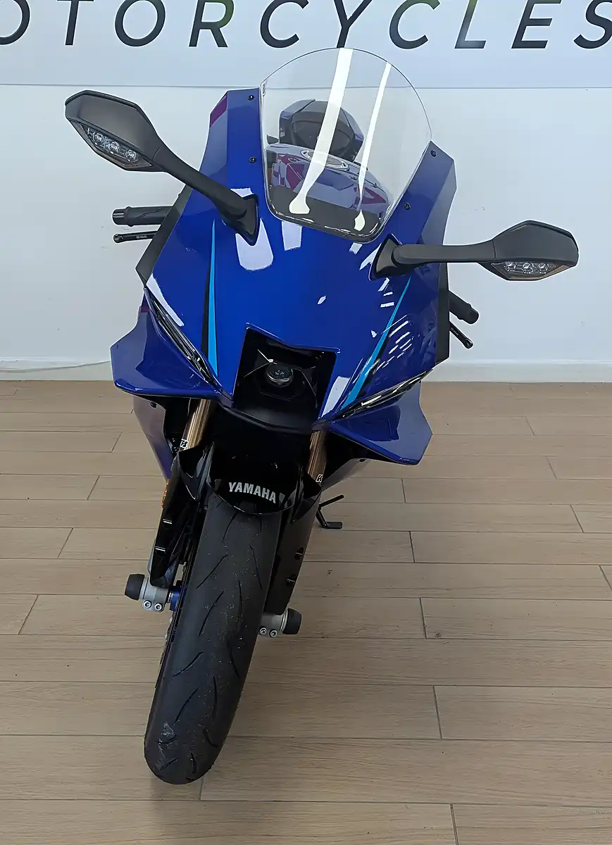 Used 2026 Yamaha R9 900 Super Sports Blue - Interior and Exterior details 8