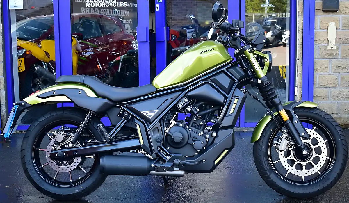 Used 2026 Zontes Zt125-C Custom Cruiser Yellow - Interior and Exterior details 5
