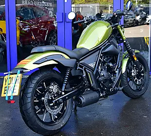 Used 2026 Zontes Zt125-C Custom Cruiser Yellow - Interior and Exterior details 6
