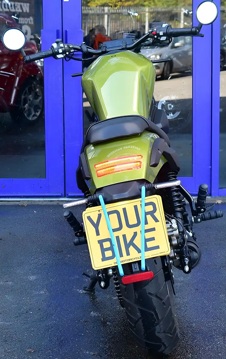 Used 2026 Zontes Zt125-C Custom Cruiser Yellow - Interior and Exterior details 7