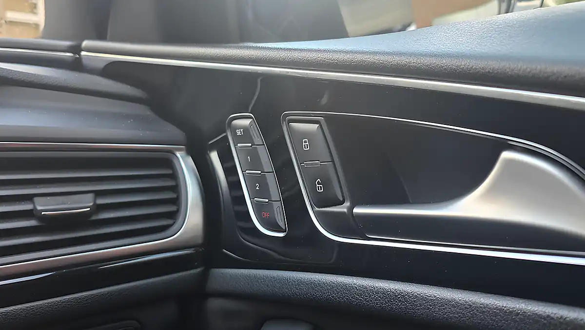 Used 2027 Audi A6 Avant Ultra Black Edition White - Interior and Exterior details 20