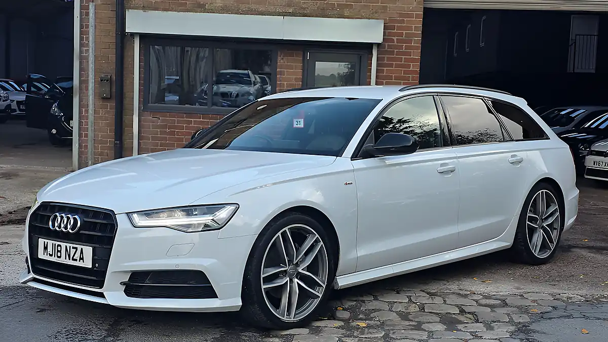Used 2027 Audi A6 Avant Ultra Black Edition White - Interior and Exterior details 3