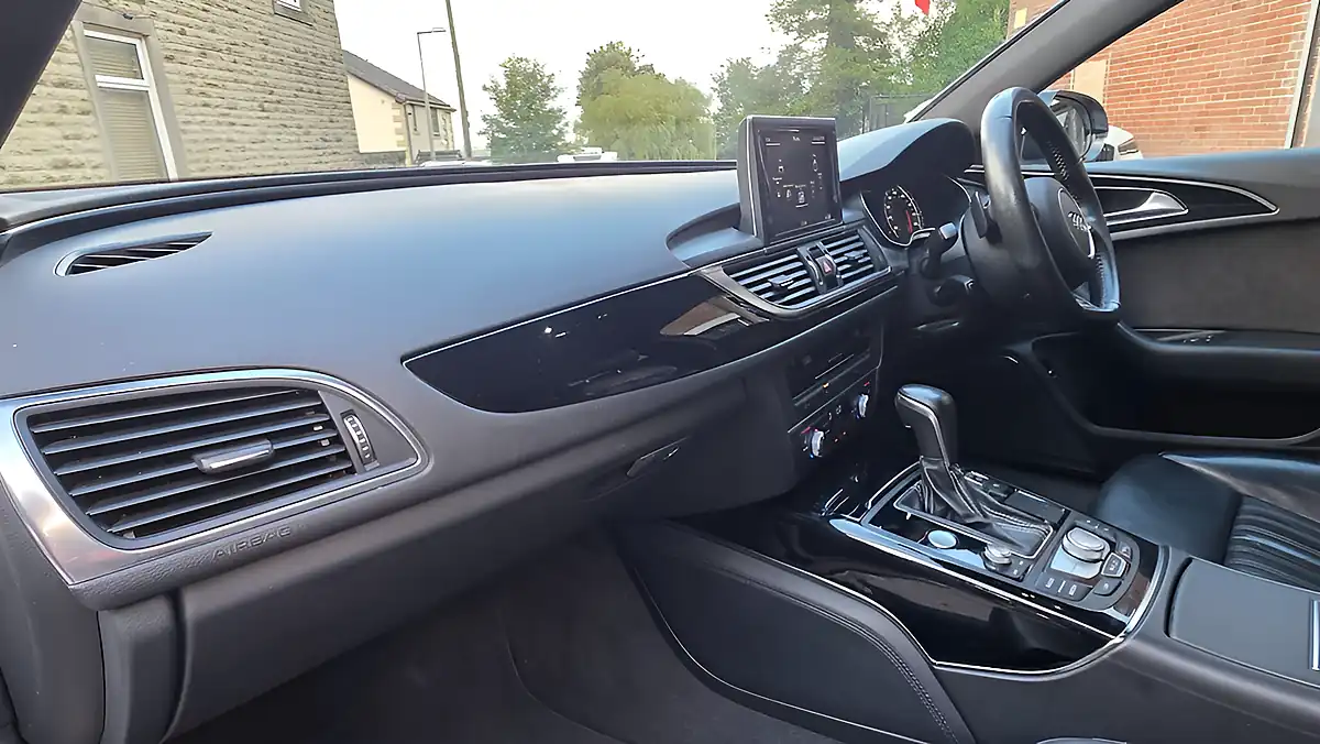 Used 2027 Audi A6 Avant Ultra Black Edition White - Interior and Exterior details 7
