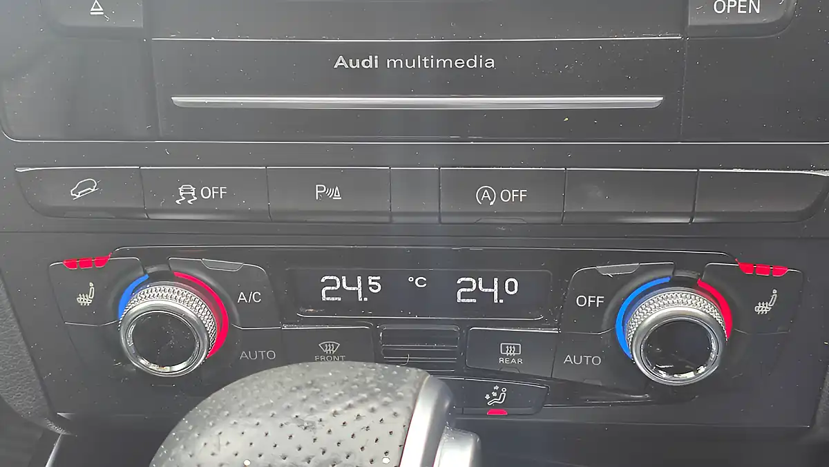 Used 2027 Audi Q5 S Line Plus White - Interior and Exterior details 20