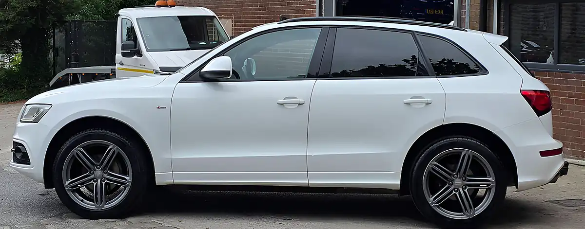 Used 2027 Audi Q5 S Line Plus White - Interior and Exterior details 5