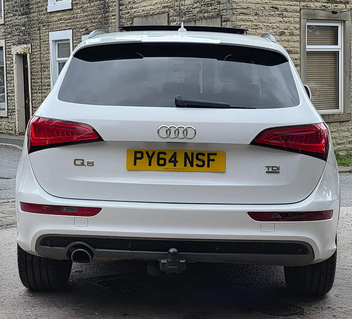 Used 2027 Audi Q5 S Line Plus White - Interior and Exterior details 6