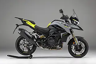 Used 2027 Benelli Trk 902 Stradale Oxide Green - Interior and Exterior details 5