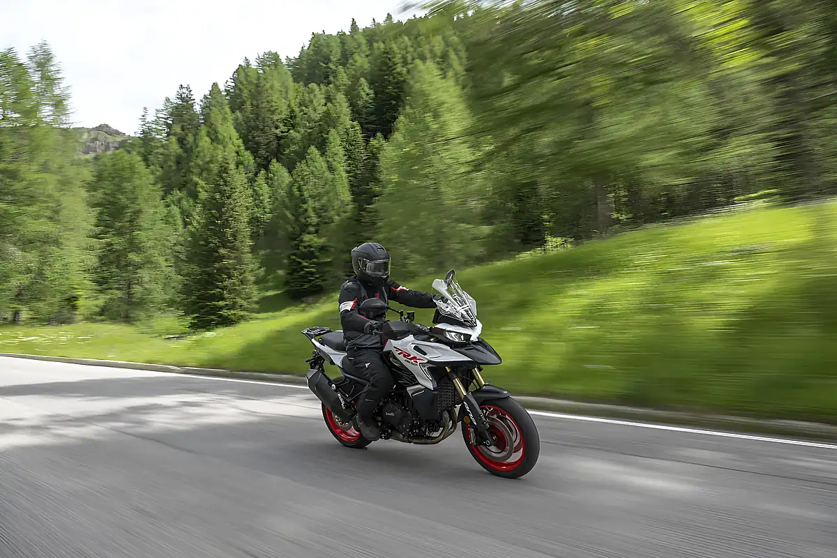 Used 2027 Benelli Trk 902 Stradale Oxide Green - Interior and Exterior details 12