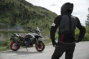 Used 2027 Benelli Trk 902 Stradale Oxide Green - Interior and Exterior details 13