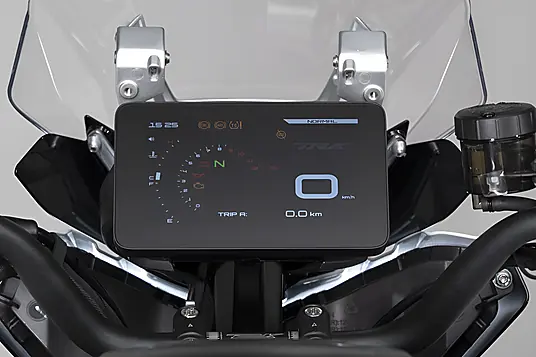 2027 Benelli TRK 902 Stradale 904cc