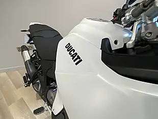 Used 2027 Ducati Desertx V2 - Interior and Exterior details 7