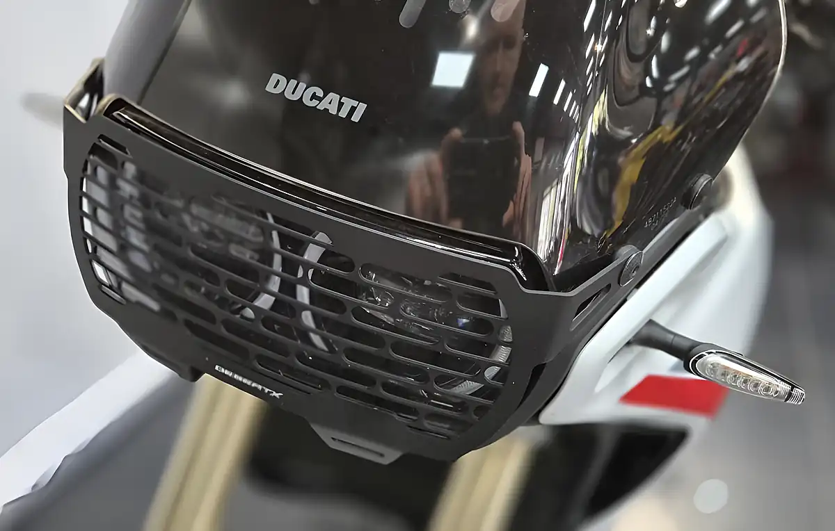 Used 2027 Ducati Desertx V2 - Interior and Exterior details 14