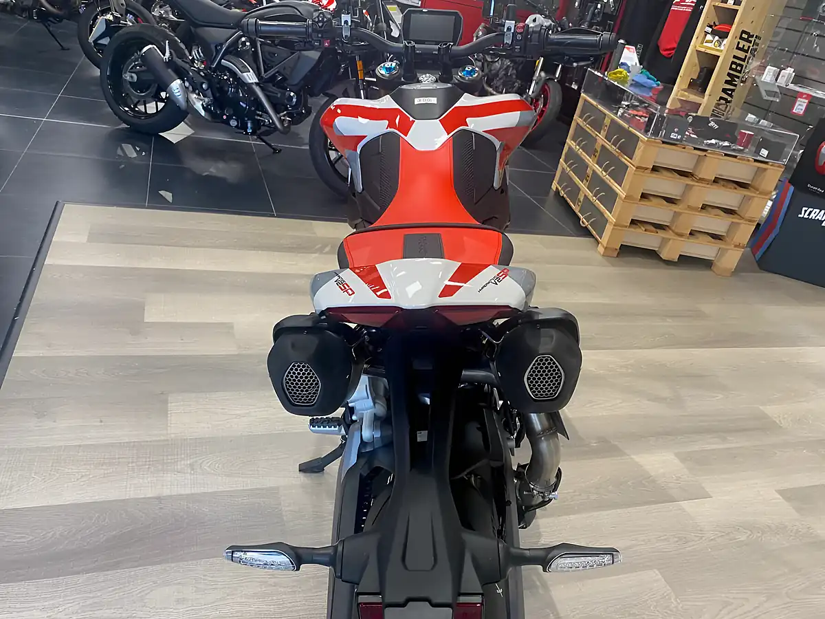 Used 2027 Ducati Hypermotard Sp - Interior and Exterior details 12
