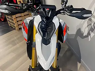 Used 2027 Ducati Hypermotard Sp - Interior and Exterior details 6