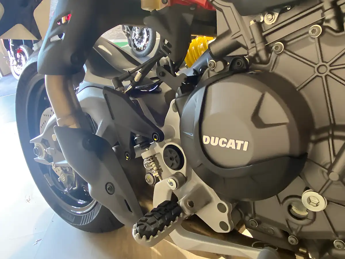 Used 2027 Ducati Hypermotard V2 25- - Interior and Exterior details 10
