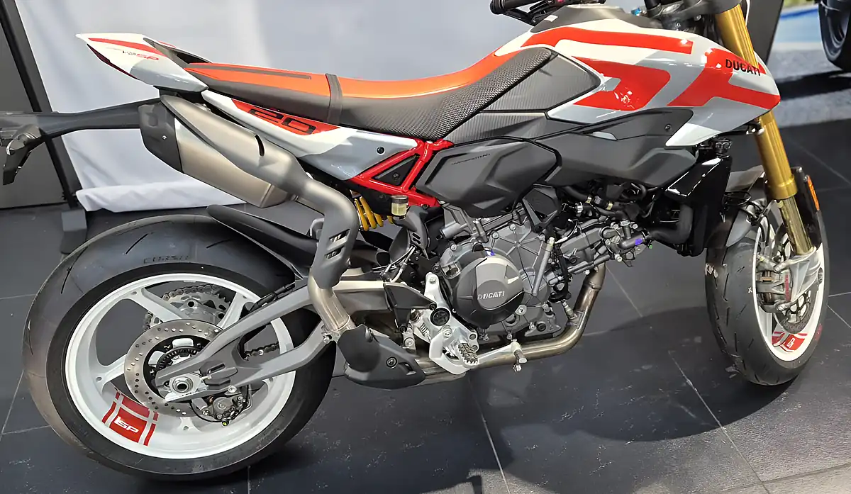 Used 2027 Ducati Hypermotard V2 Sp - Interior and Exterior details 2