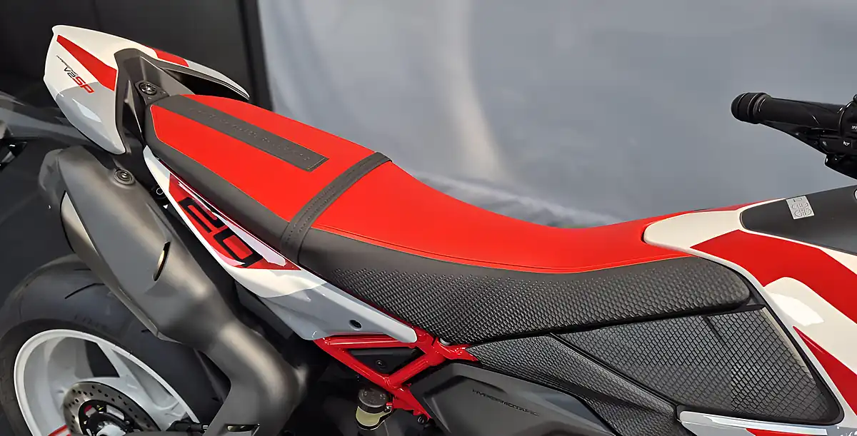 Used 2027 Ducati Hypermotard V2 Sp - Interior and Exterior details 6