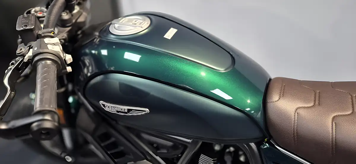 Used 2027 Ducati Scrambler Nightshift Emerald Green - Interior and Exterior details 14