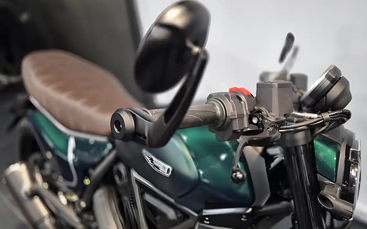 Used 2027 Ducati Scrambler Nightshift Emerald Green - Interior and Exterior details 8