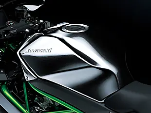 Used 2027 Kawasaki Ninja H2 Carbon Mirror Coated Spark Black - Interior and Exterior details 8