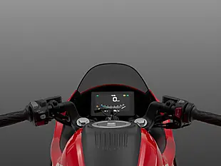 Used 2027 Qjmotor Srk 125 E Red / Silver - Interior and Exterior details 7