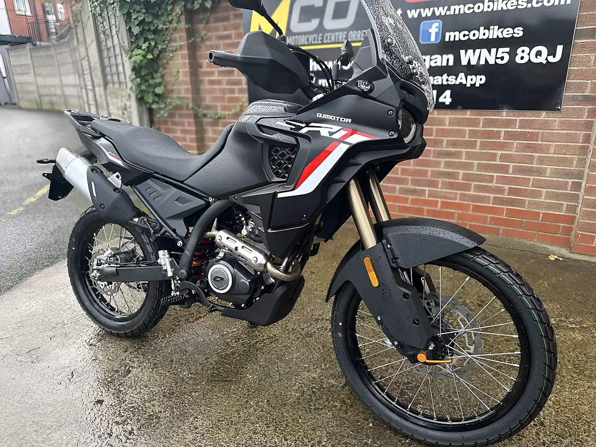 Used 2027 Qjmotor Srt 125 Dx - Interior and Exterior details 4