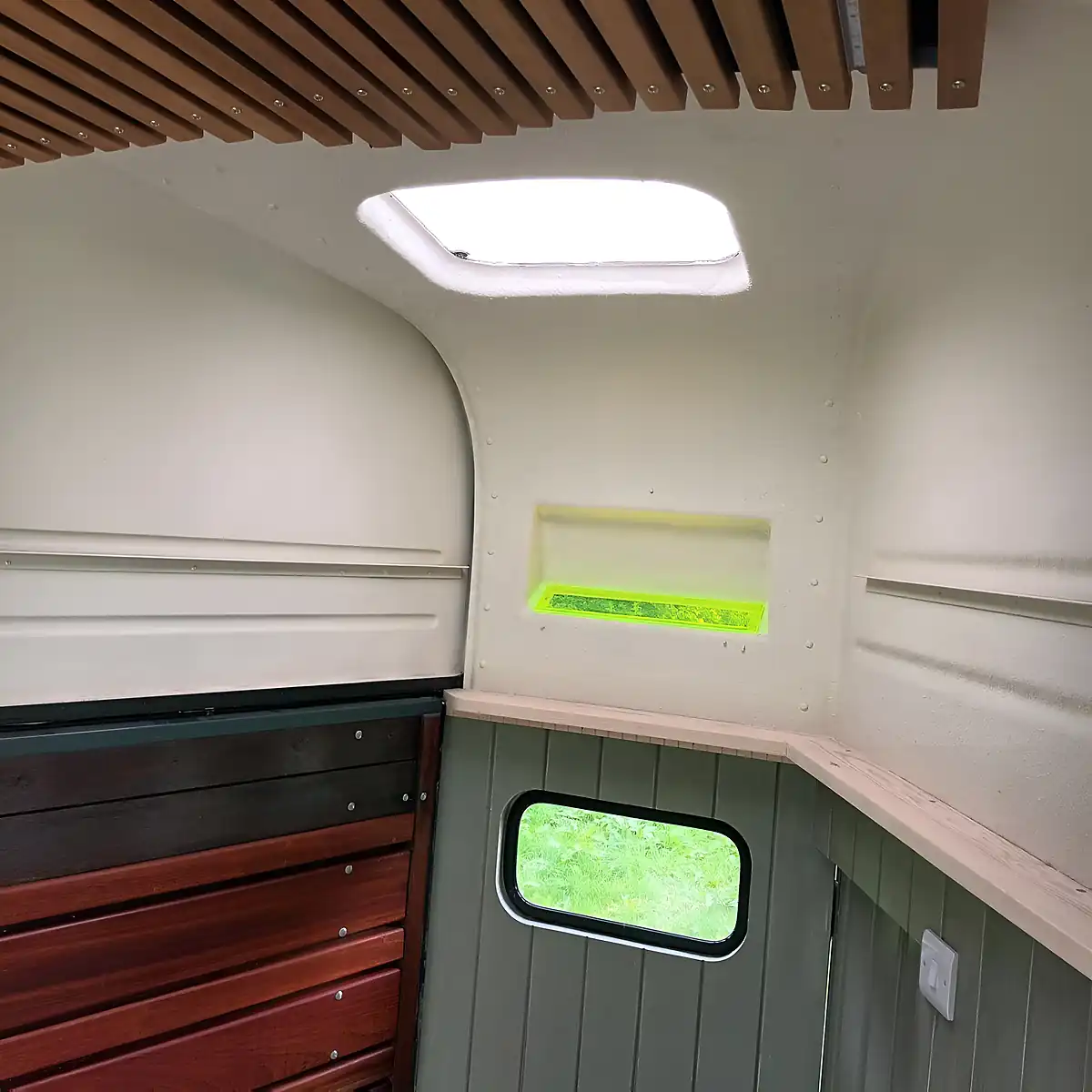 Used Ac Ace Rice Classic Horse Trailer Green - Interior and Exterior details 6
